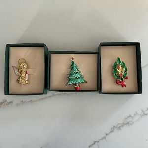 Festive Vintage Holiday Brooch Set